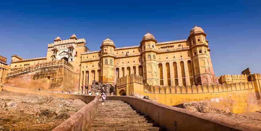 amber fort elephant ride