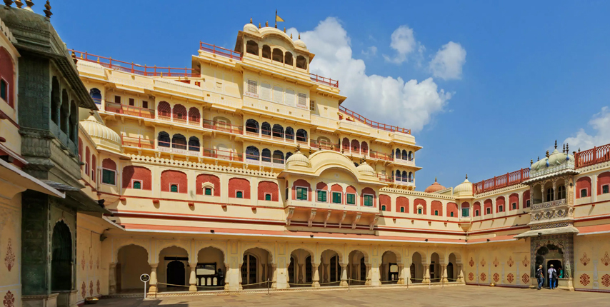 city palace jaipur tour guide